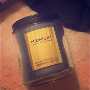Bath & Body Works Candle - Midnight